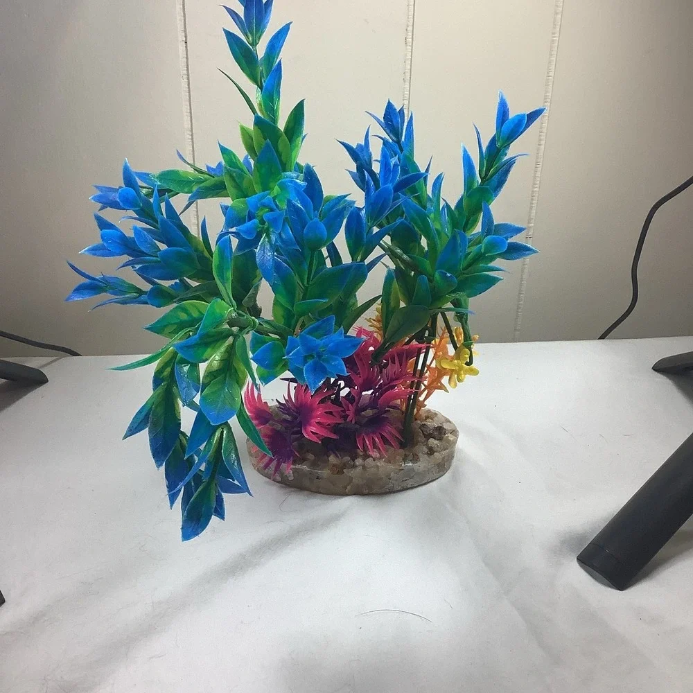 Decorative Plastic Aquarium Plants for Fish Tanks - Blue, Green, Orange, Pink